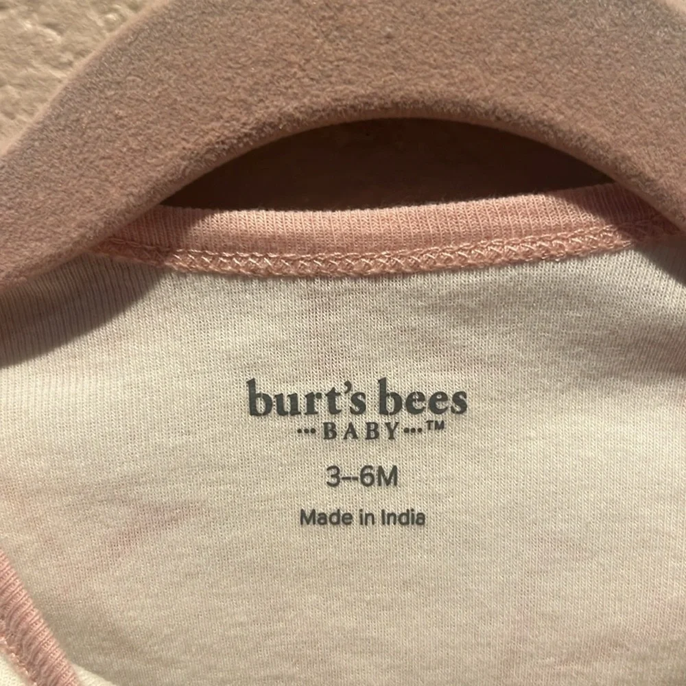 Burt’s Bees Baby Girl’s Onesie Alphabet Bee Size 3-6 Months Cotton - Picture 6 of 8